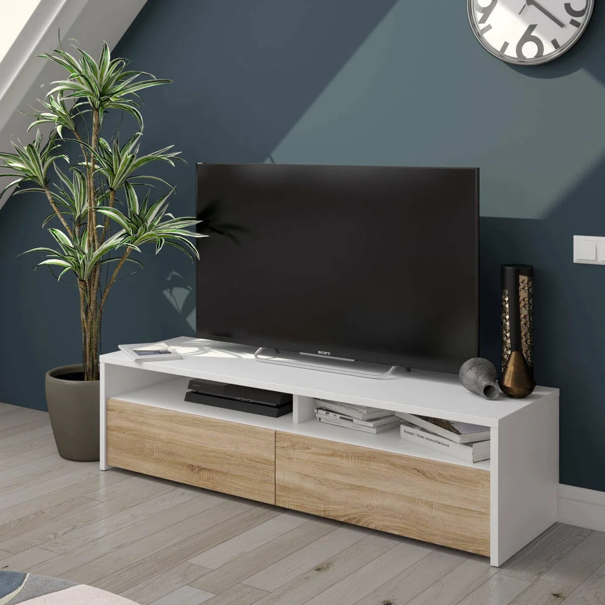 Dmora Mobile Basso TV 2 Ante-Legno Bianco e Rovere, 130 x 36 x 42 cm