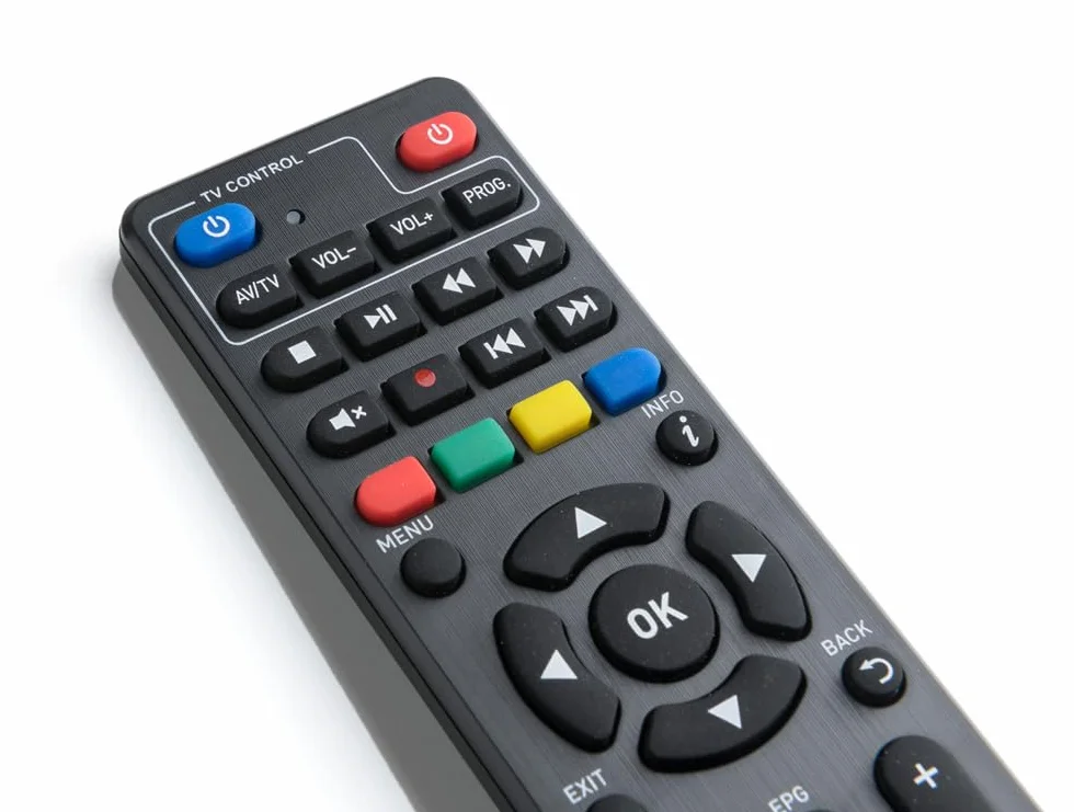 TELE System TS6822 PRO DVB-T2 HEVC Decoder Digitale Terrestre e Videoregistratore twin tuner DVB-T2 HD HDR (HDR10 / HLG) con Display e Telecomando 2 in 1 con controlli TV