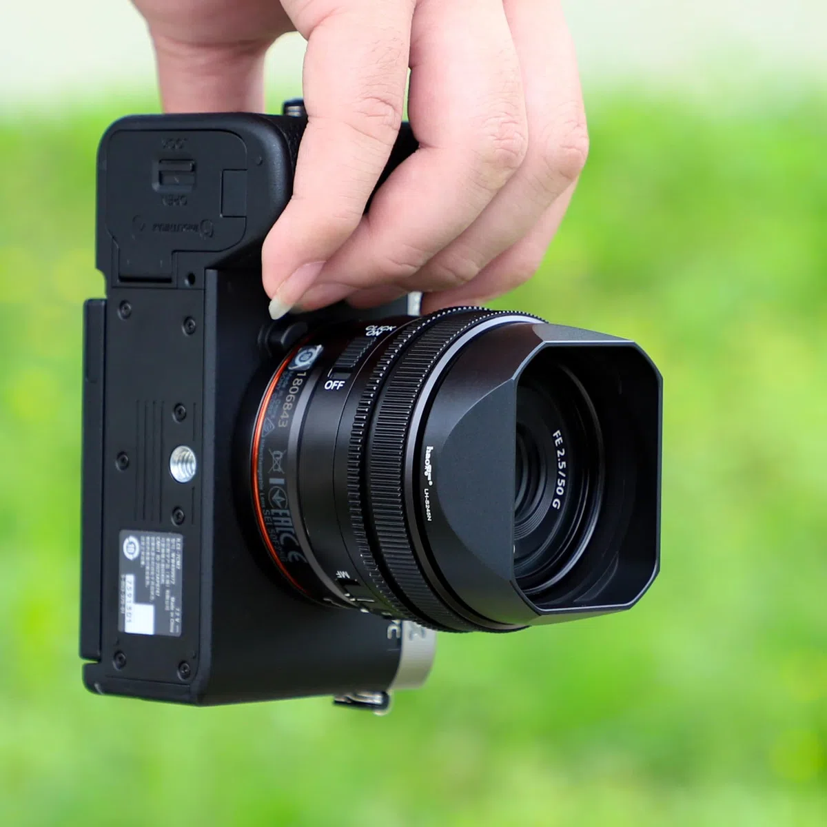 Haoge LH-S245N paraluce quadrato in metallo per obiettivo Sony FE 50 mm F2.5 G FE 40 mm F2.5 G FE 24 mm F2.8 G Paralume con cappuccio