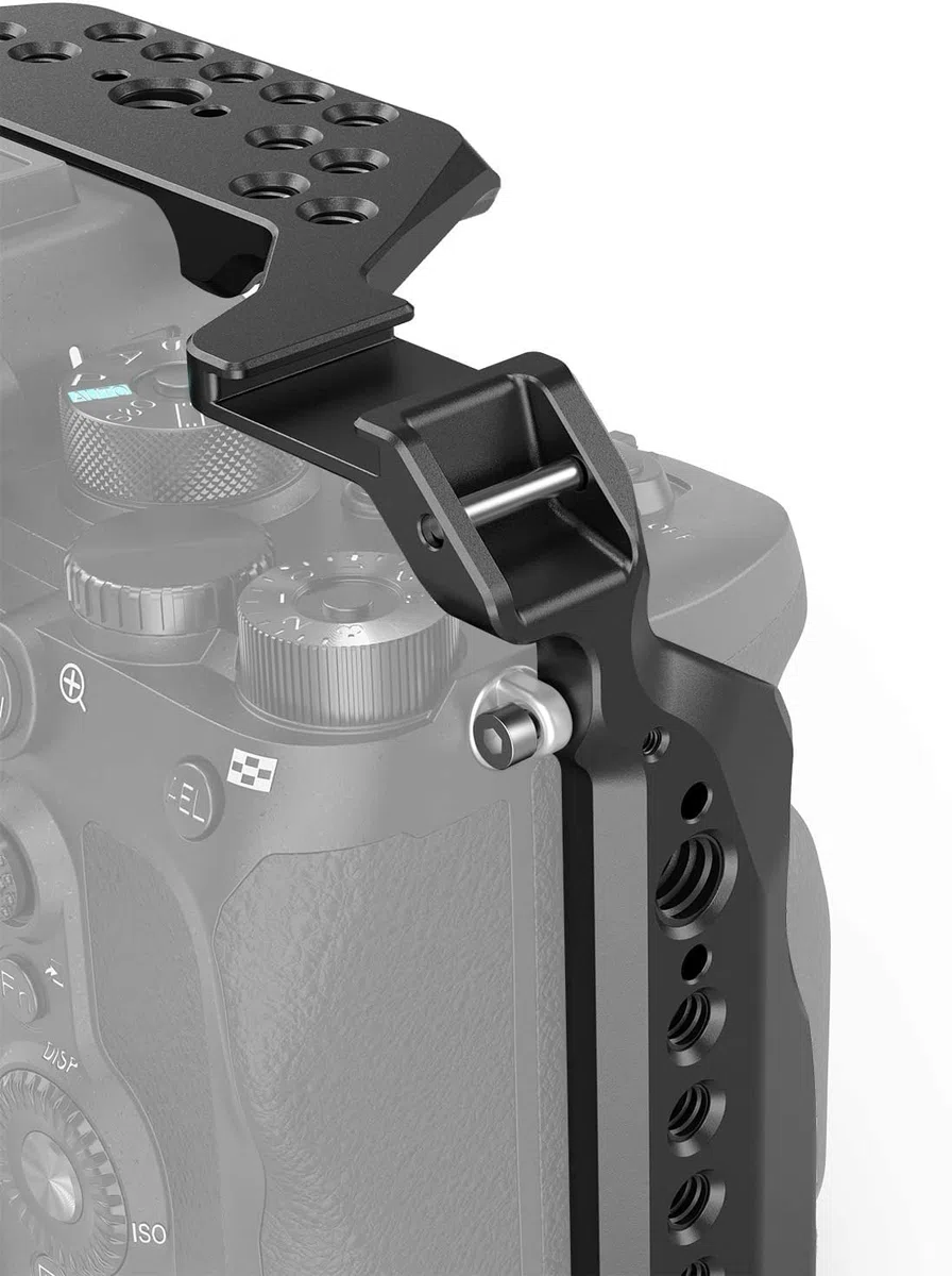 SMALLRIG A7SIII Cage Gabbia per Sony A7SIII con Pattino a Freddo Integrato e Fori Filettati - 2999