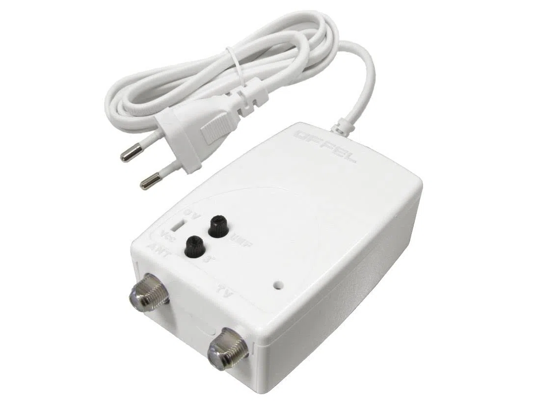 Amplificatore di linea Offel 25-055 a linee separate, permette di riamplificare un segnale proveniente da una linea TV