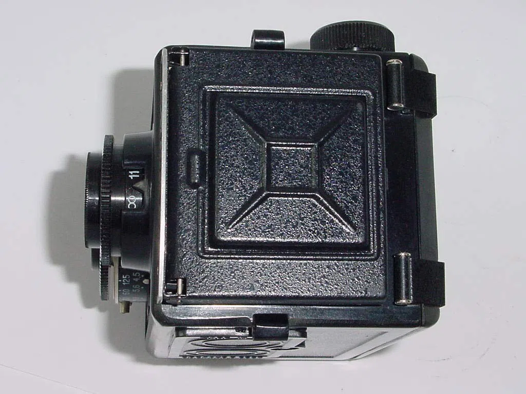 Lubitel 2 – vintage Tlr formato medio 120 film camera