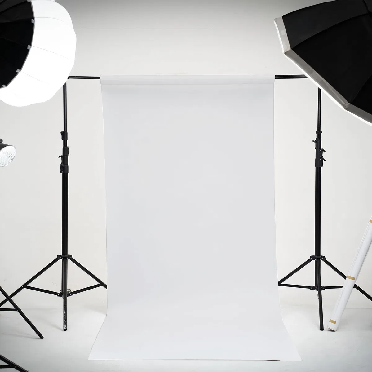 Kate - Rotolo di Carta Fotografica Professionale Continua per Sfondi (1,35x5m Bianco Artico)