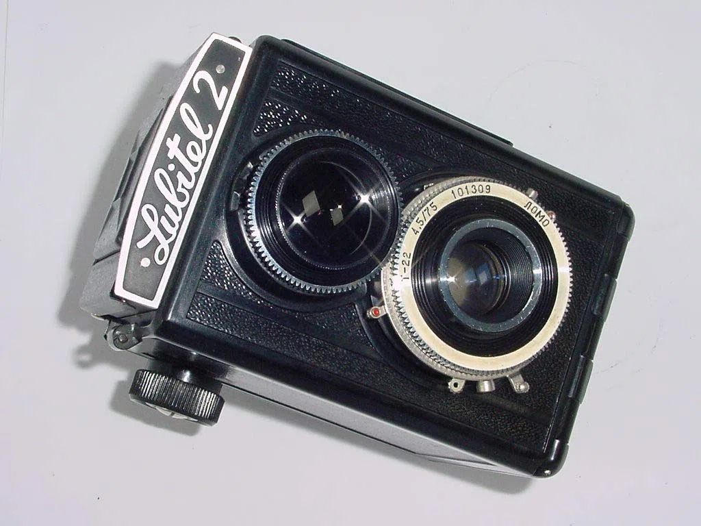 Lubitel 2 – vintage Tlr formato medio 120 film camera
