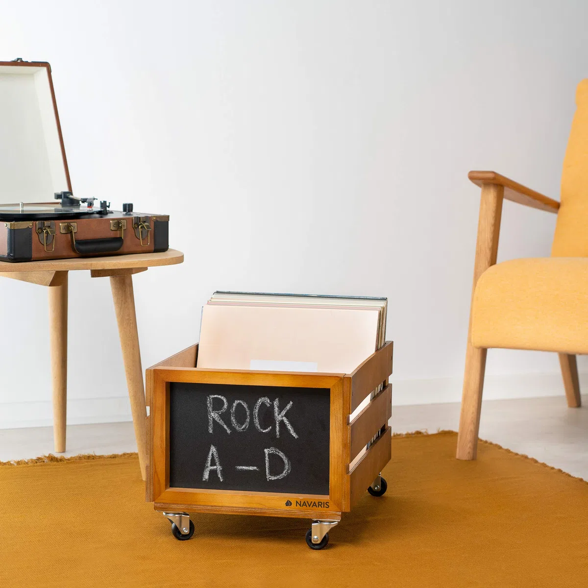 Navaris Cassetta Dischi Vinile in Legno - Cassa Porta Vinili 50-80 Dischi LP - Record Box 42,9x34,4x28cm con Ruote - Cassettina con Lavagna - Marrone