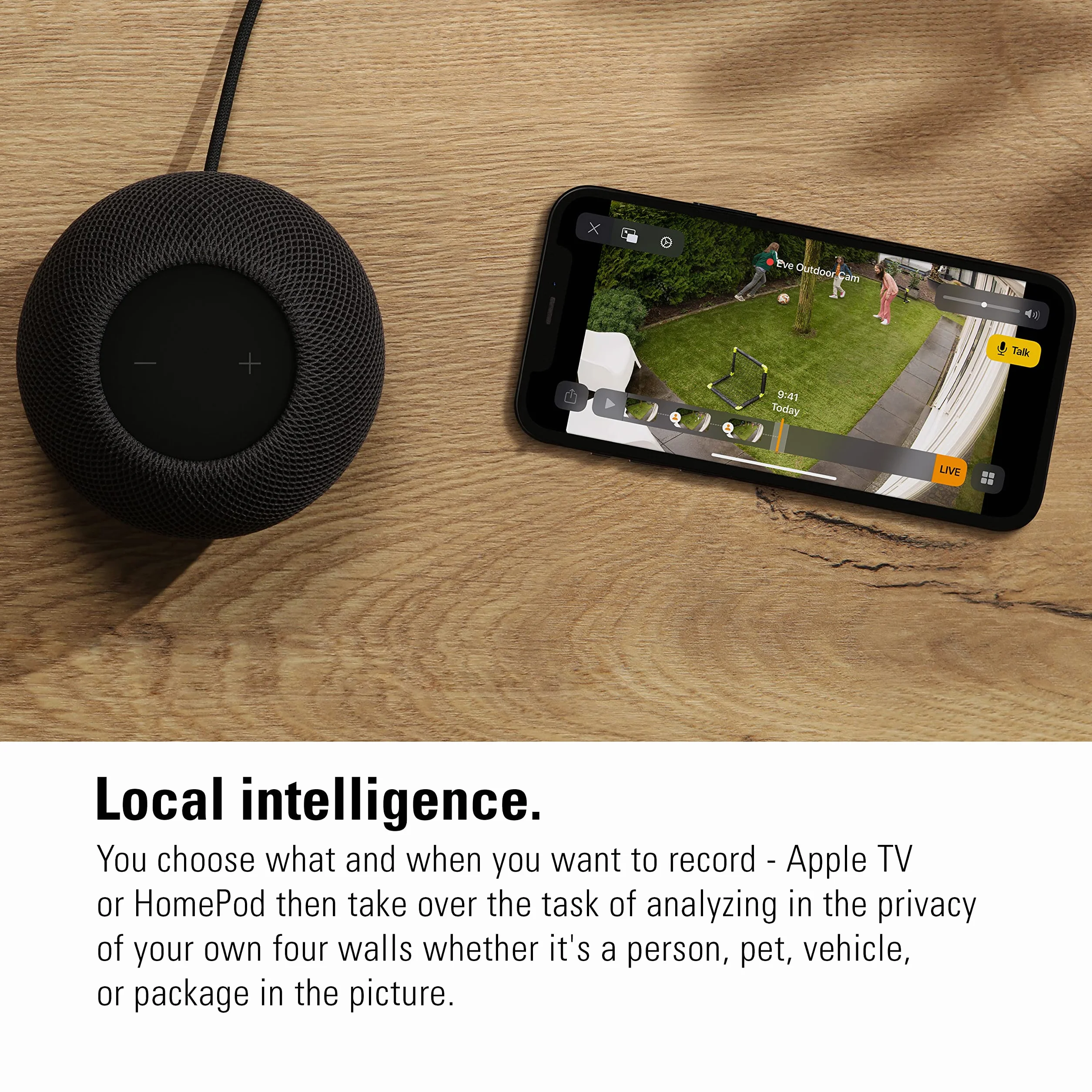 Eve Outdoor Cam (White Edition) – videocamera con riflettore sicura, sicurezza e privacy (HomeKit Secure Video), visione notturna, Wi-Fi (2.4 GHz), sensore di movimento, comunicazione bidirezionale