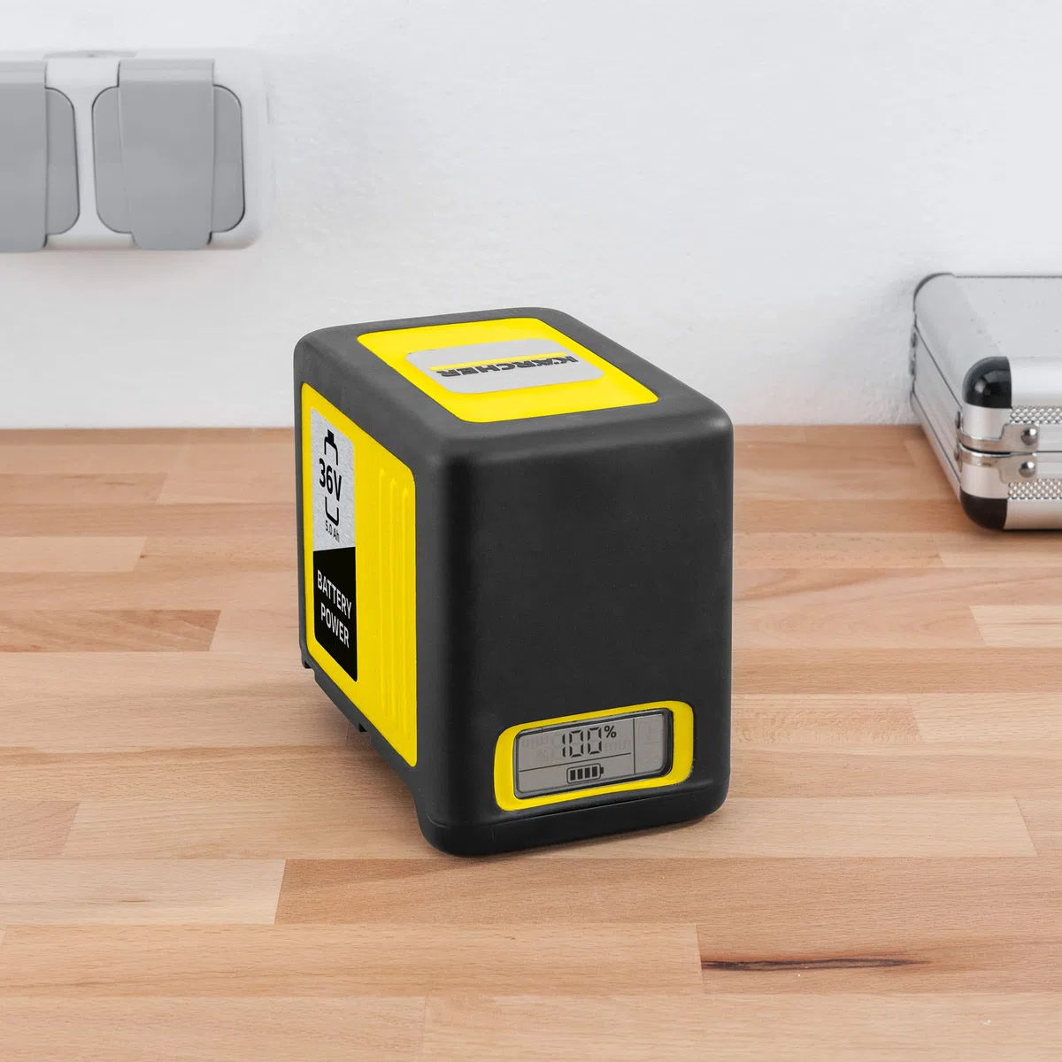 KÃ„RCHER 2.445-031.0 CARGADOR Y BATERÍA CARGABLE